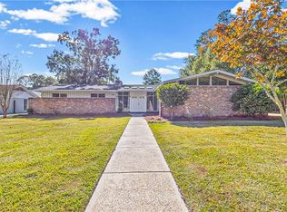 3913 Pembrocke Ave, Mobile, AL 36608