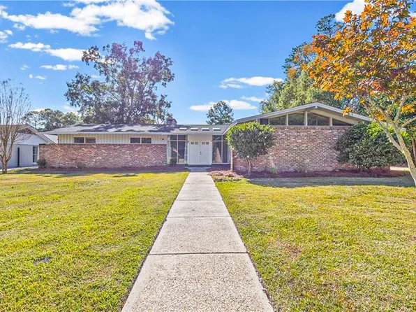 3913 Pembrocke Ave, Mobile, AL 36608