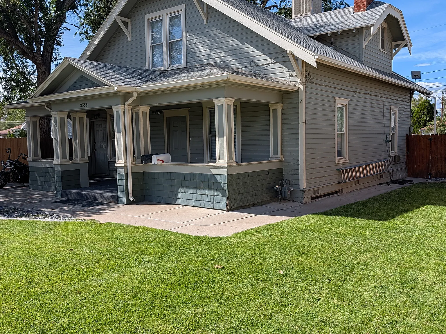 4 bed, 1860 sqft, $2,600 — Photo 1