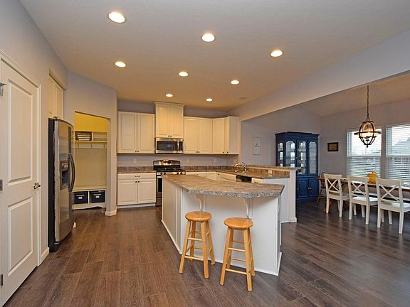5th image of 4148 Fairfield Falls Ct