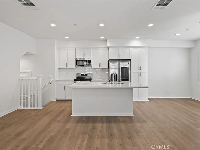 308 Limestone — Photo 9
