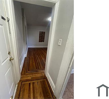 2nd image of 18 Kensington Ave APT 2E
