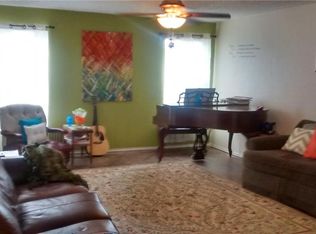 8601 Swan Park Dr, Denton, TX 76210