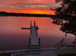 23 Riverview Dr, Barrington, RI 02806