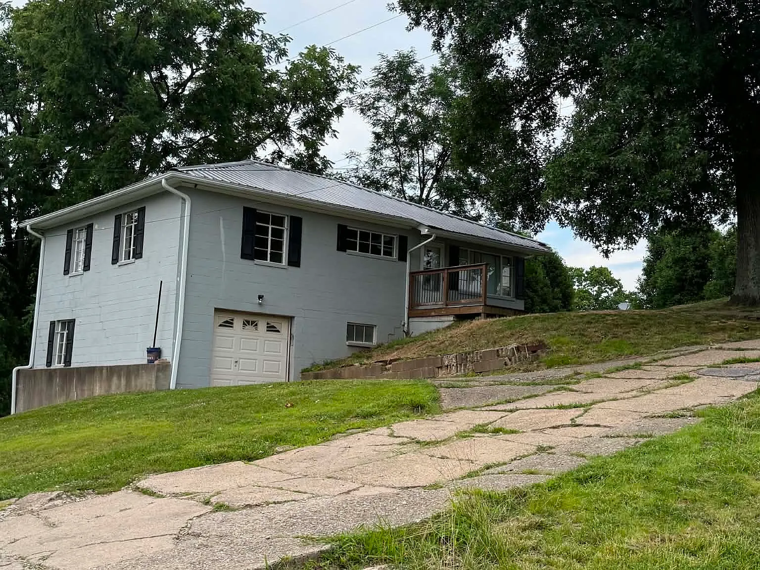 3 bed, 1.5 bath, 1500 sqft, $1,000 — Photo 2