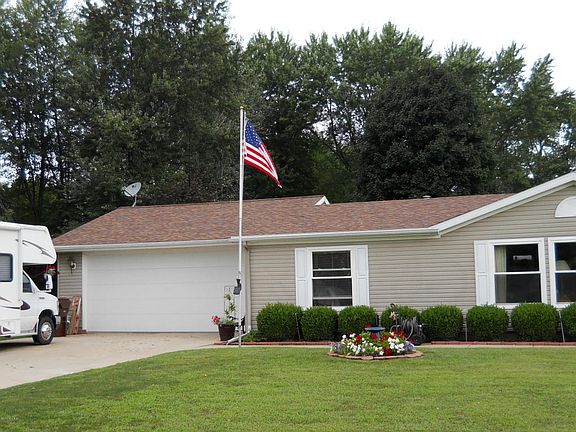 2nd image of 7451 Thomas Dr