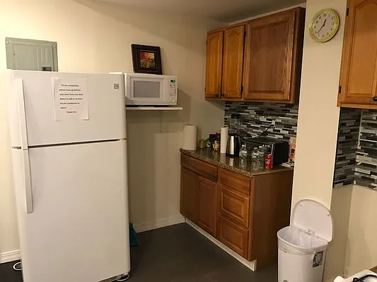 Rented by Premier Metro Realty Corp | media 3