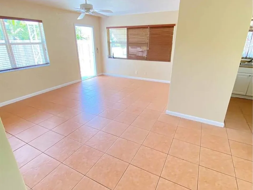 224 NE 19th Ave #1