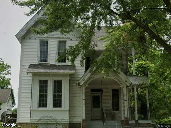 1011 Prospect Ave, Carthage, MO 64836