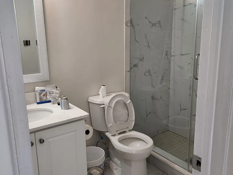 556 Spadina Cres #5 — Photo 13