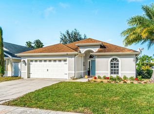 113 Saddle Trl, Royal Palm Beach, FL 33411