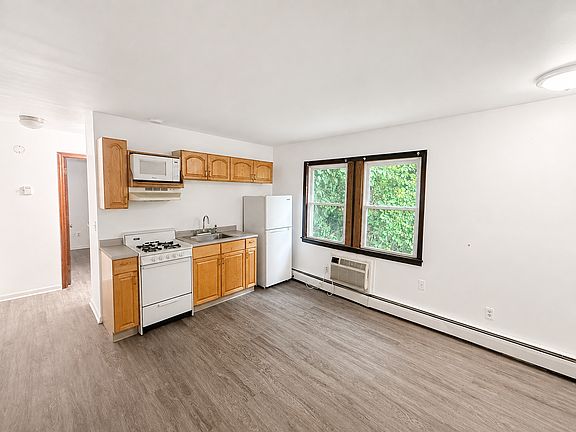 4th image of 151-171 Oneco Ave #171-12