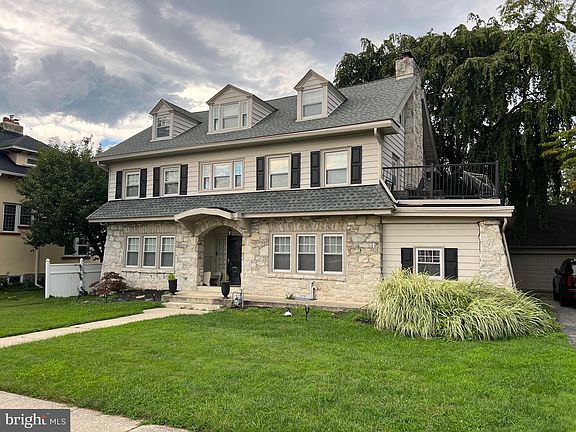 4th image of 541 Penn Ave