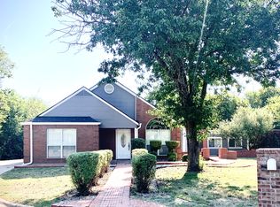 112 Marvin Gdns, Waxahachie, TX 75165