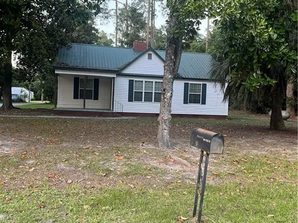 498 W Bay St, Jesup, GA 31545
