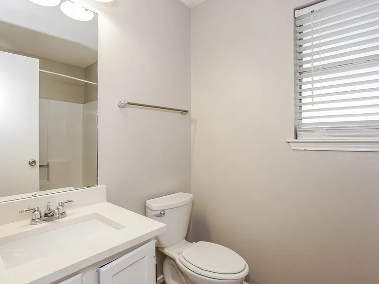 8120 Camelot Rd — Photo 14