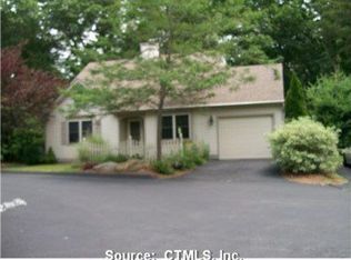 1 Peach Tree Ln, Niantic, CT 06357