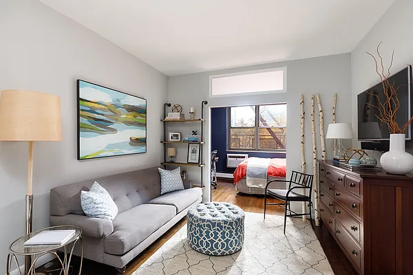 Sold by Compass | media 9