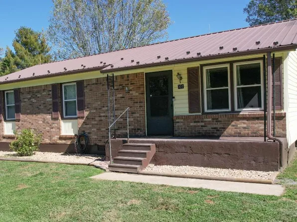 301 Timber Rdg, Fincastle, VA 24090