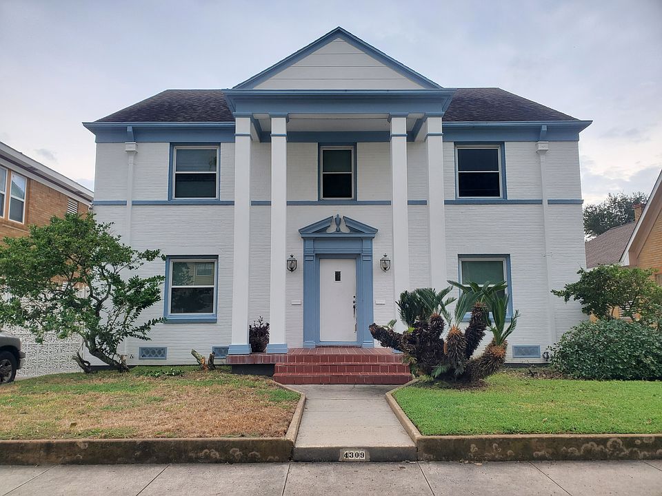 1st floor is the apartment. 2nd floor is rented to a Galveston business owner.