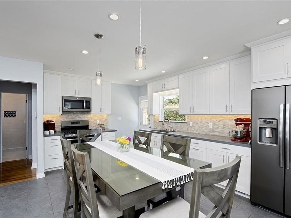 1st image of 5454 Siesta Dr