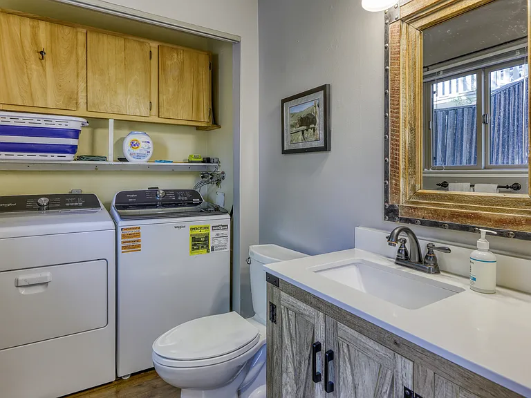 949 Harold Dr #22 — Photo 20