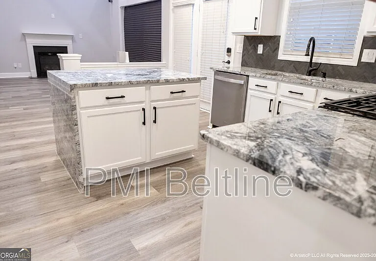 4644 Creekside Cv — Photo 12