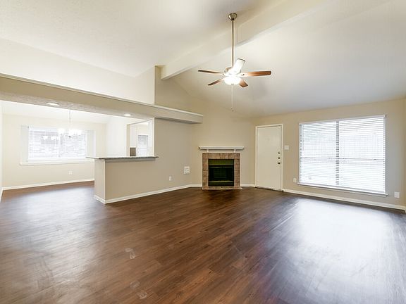 3rd image of 11947 Guadalupe River Dr