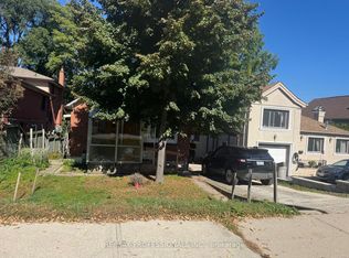8 Daniels St, Toronto, ON M8Y 1L7