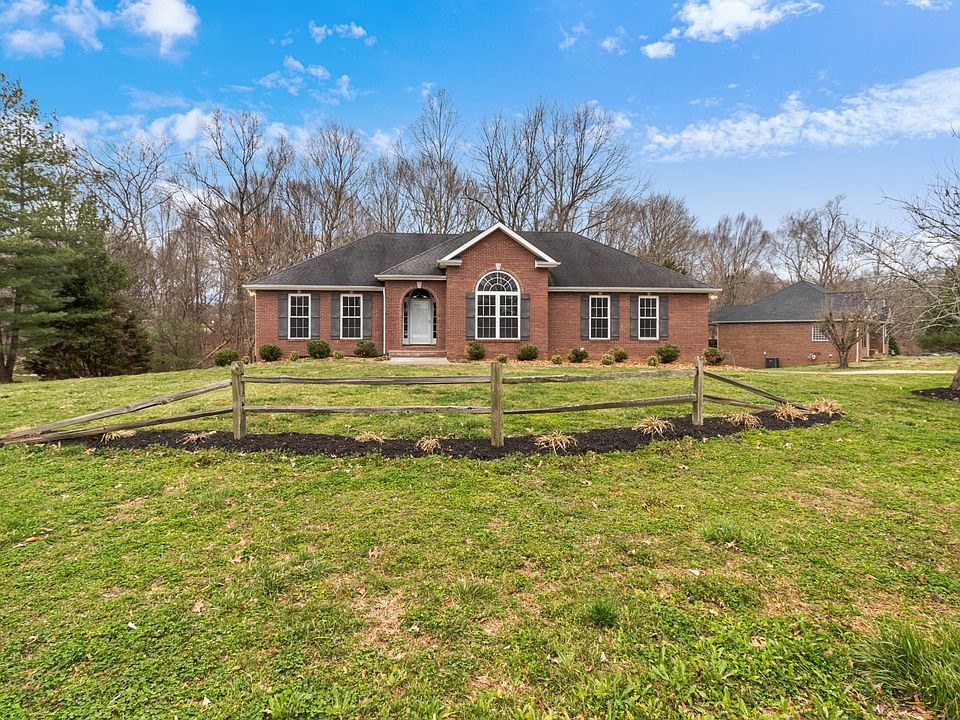 1st image of 2576 Village Ct