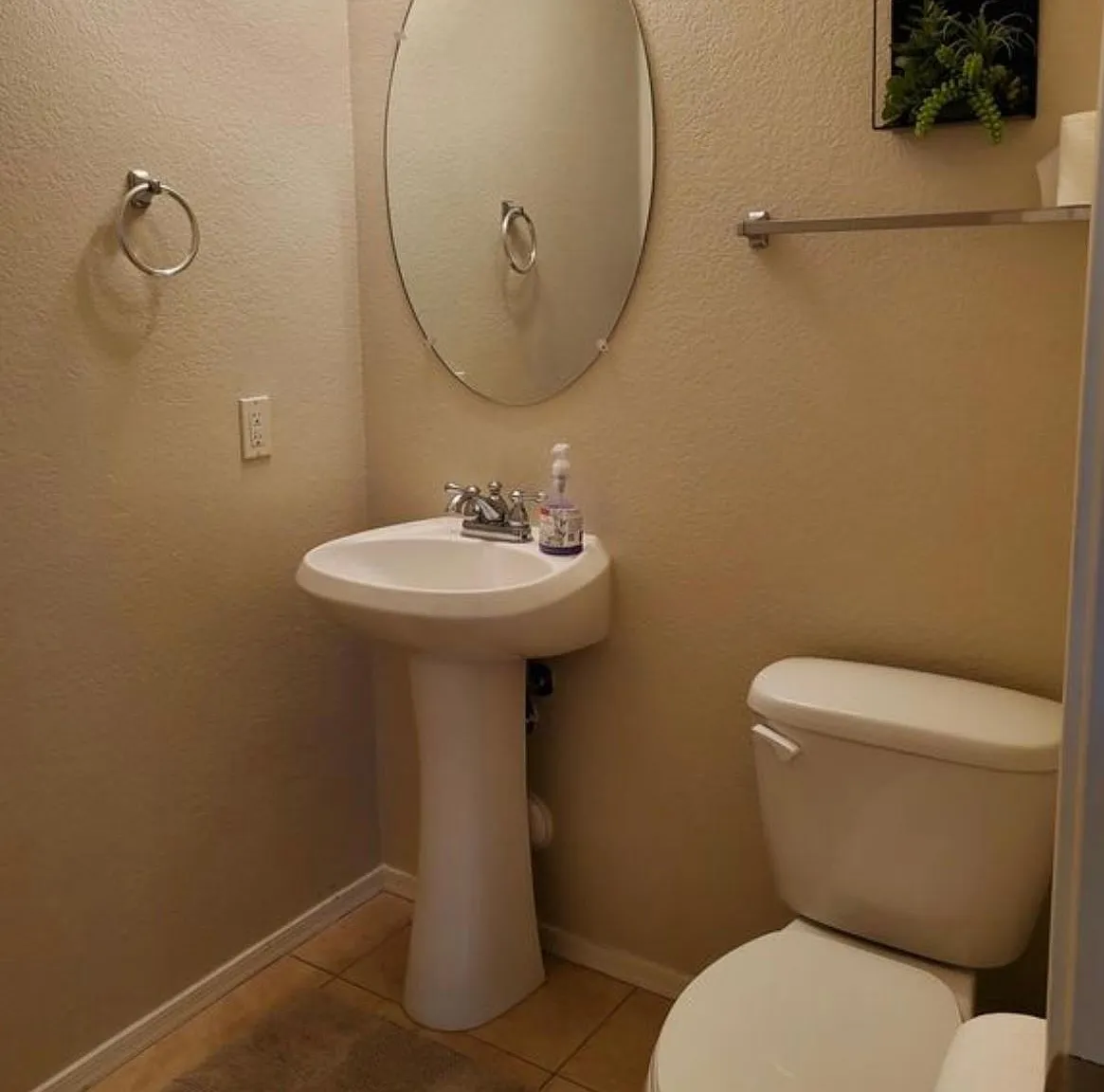 2 bed, 2.5 bath, 1100 sqft, $1,775 — Photo 2