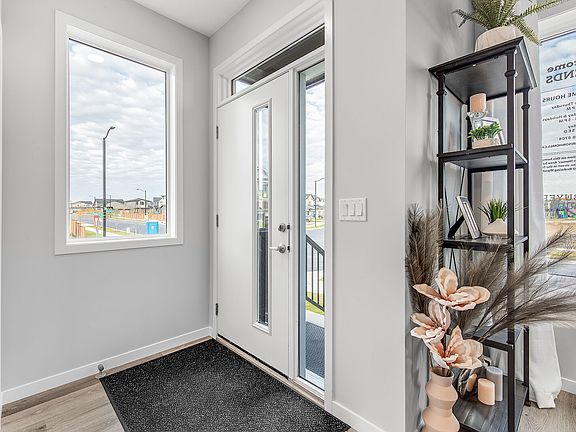 4th image of 111 Rankin Dr NW