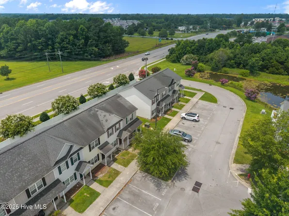 6007 Grandeur Avenue, Jacksonville, NC 28546