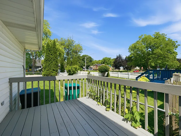 3003 Gilboa Ave — Photo 25