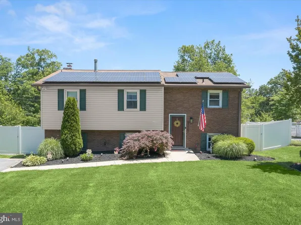 9315 Madison Ave, Laurel, MD 20723