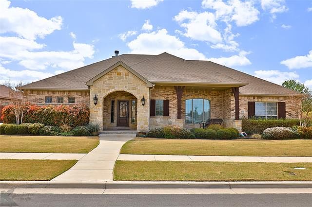 1st image of 501 Benelli Dr