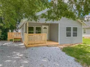 704 S Catherine St, Walhalla, SC 29691