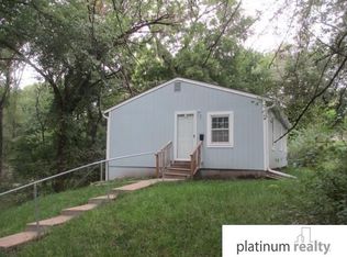 3546 N 41st St, Omaha, NE 68111