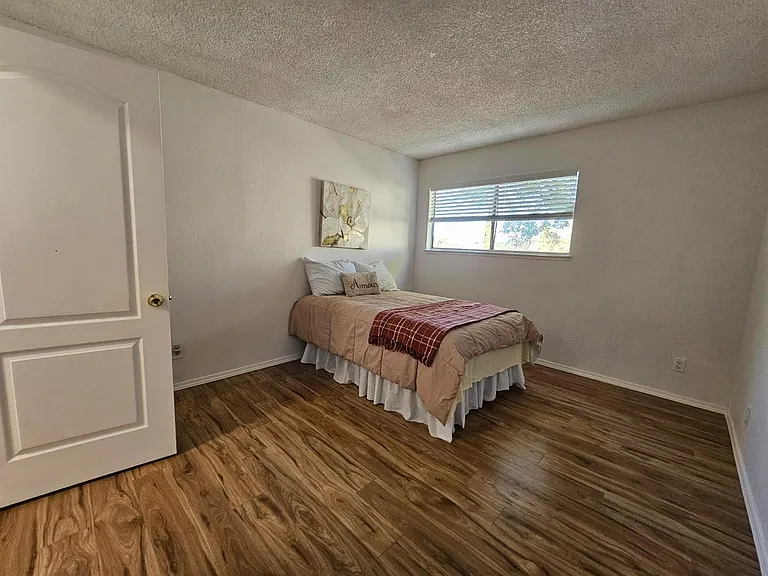 1060 Oak Grove Rd #37 — Photo 11