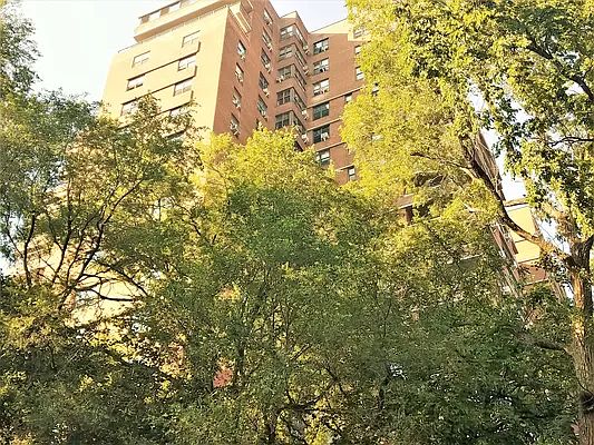 1st image of 385 Grand St APT L2004