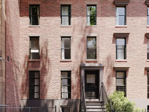 247 West 24th Street image 1 of 12