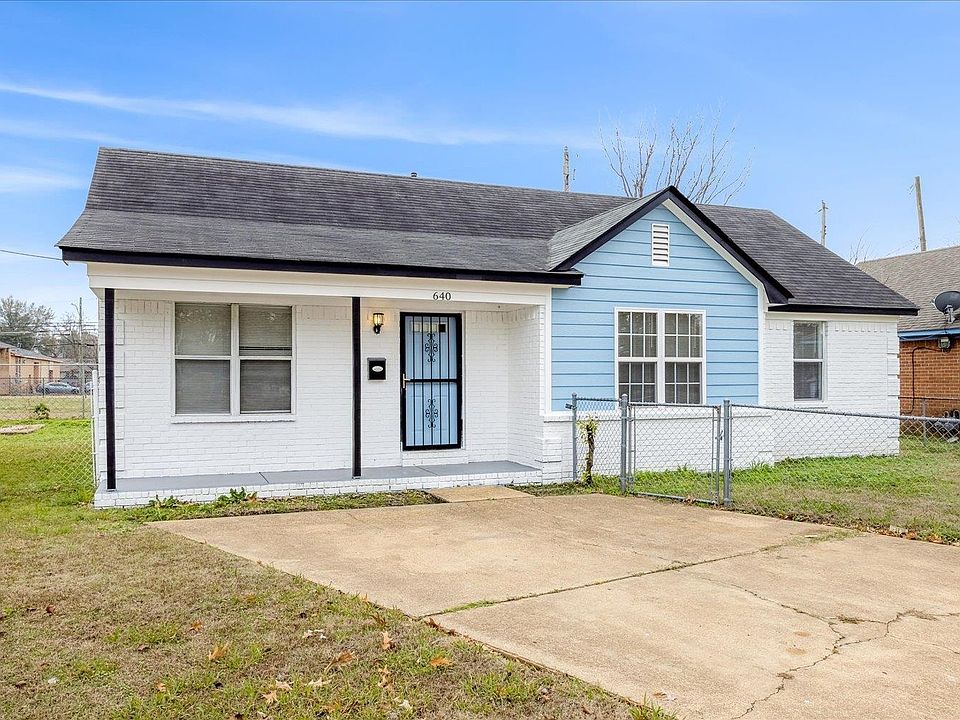 1st image of 640 Hastings Cir E