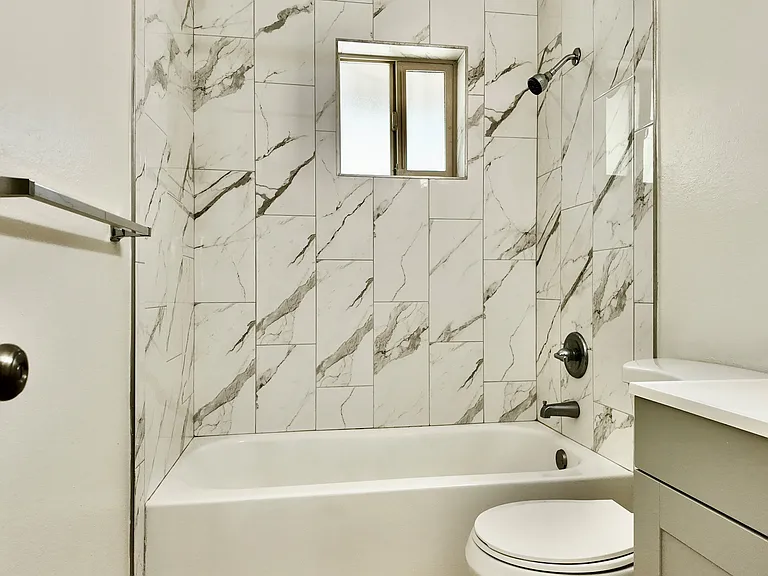 2020 N 51st St #2 — Photo 11