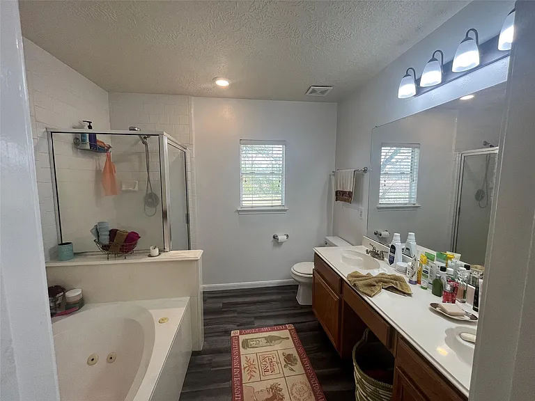 28723 Sedgefield St — Photo 32