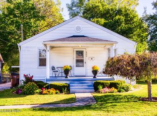 605 Washburn Ave, Lyndon, KY 40222