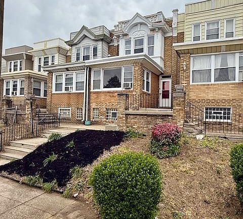 3rd image of 5435 W Berks St