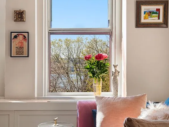 310 Riverside Dr APT 404, New York, NY 10025