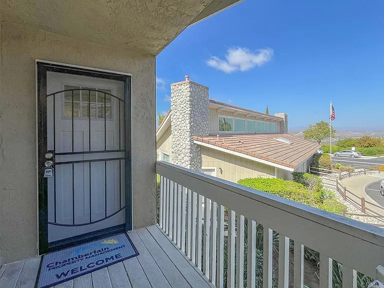 721 Buena Tierra Way #190 — Photo 28