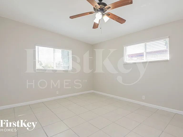 5136 E Alberta Dr — Photo 6