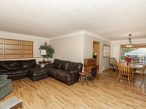 5th image of 1320 5th St S